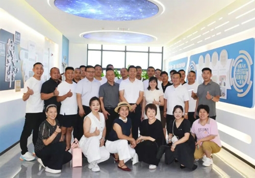 餐饮美食 品质溯源丨郑州马吉尔携手连锁餐饮首创人共同进行名店探厂活动！